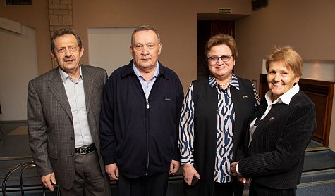 Встречаются ветераны здравоохранения